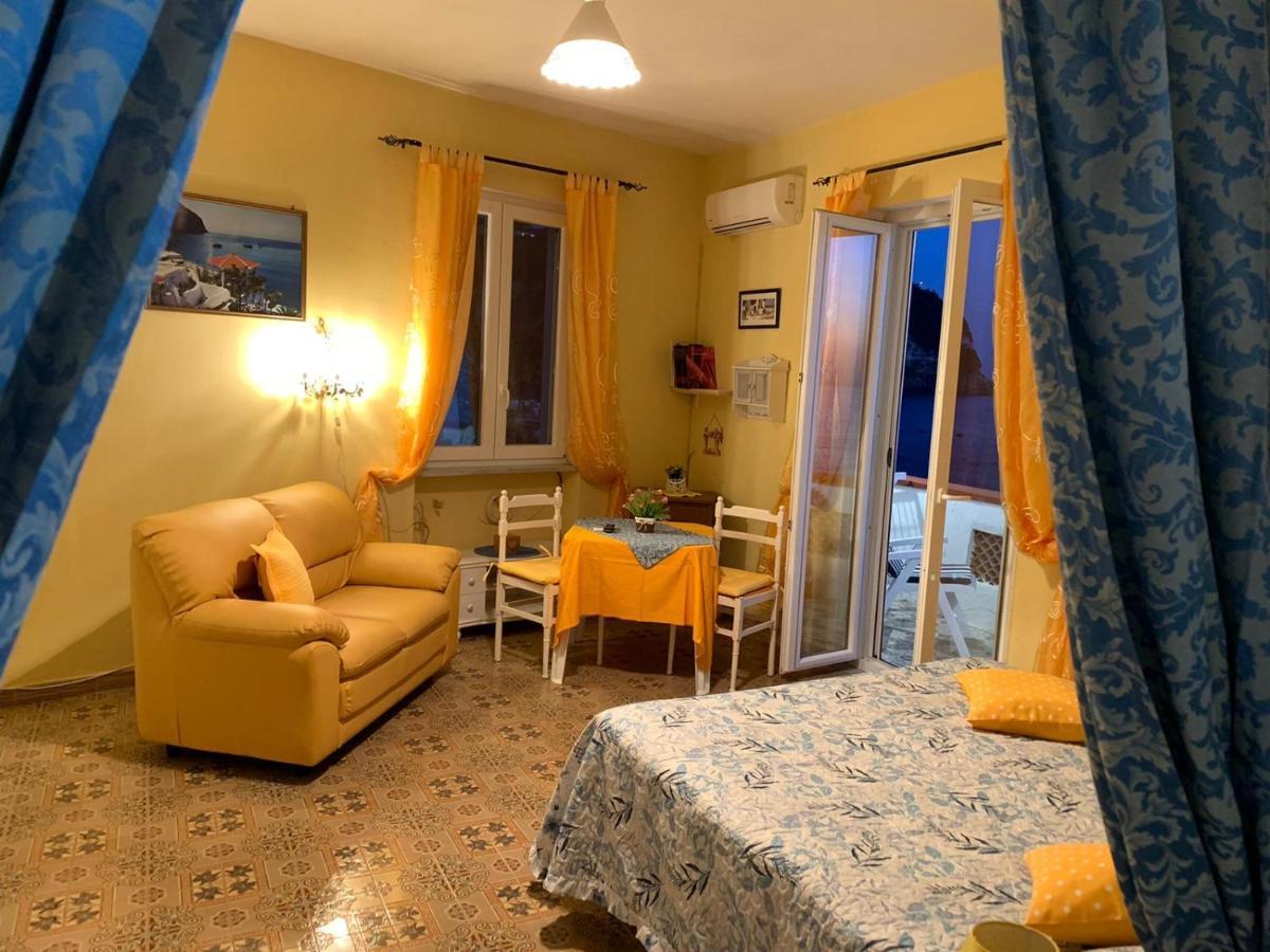 Appartamenti Tina In Villa Restituta Forio di Ischia Exteriör bild