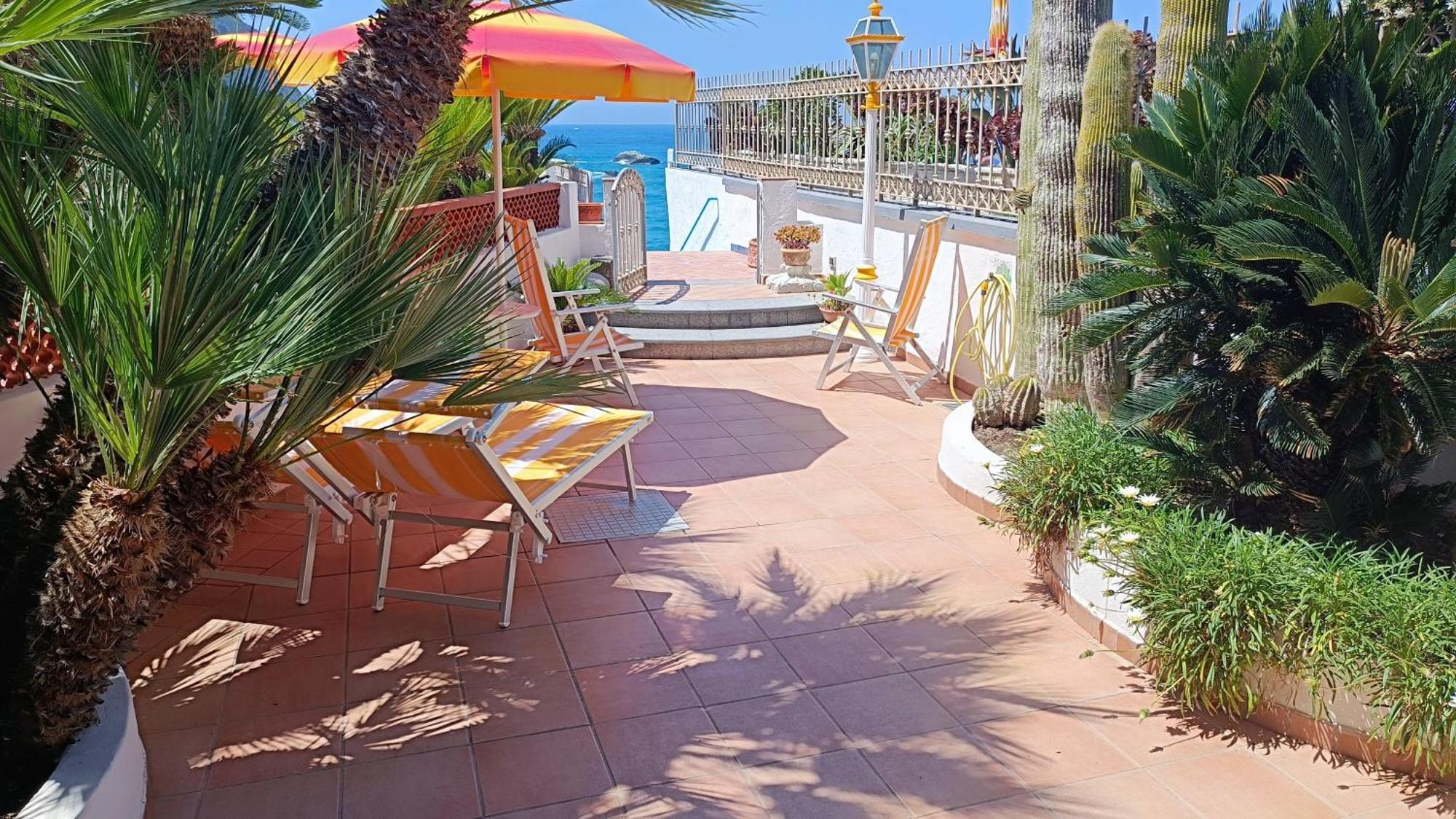 Appartamenti Tina In Villa Restituta Forio di Ischia Exteriör bild